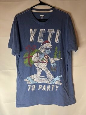 Holiday Time Blue Yeti 'To Party' Graphic Short Sleeve Tee